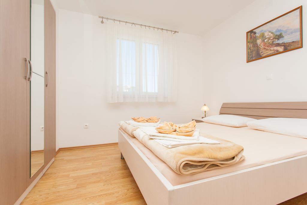 Apartments Mia Baska  Luaran gambar