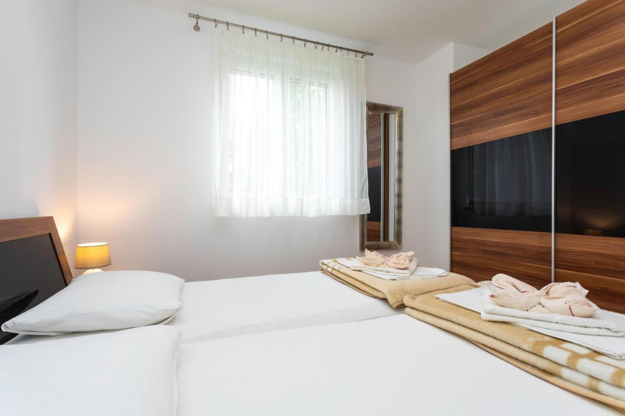 Apartments Mia Baska  Luaran gambar